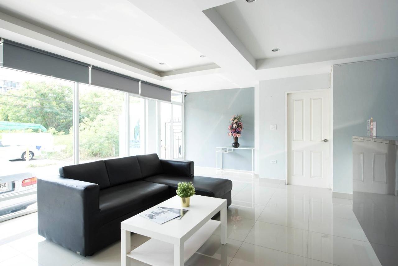 Nw Apartment Lasalle 59 Bangkok Exterior foto